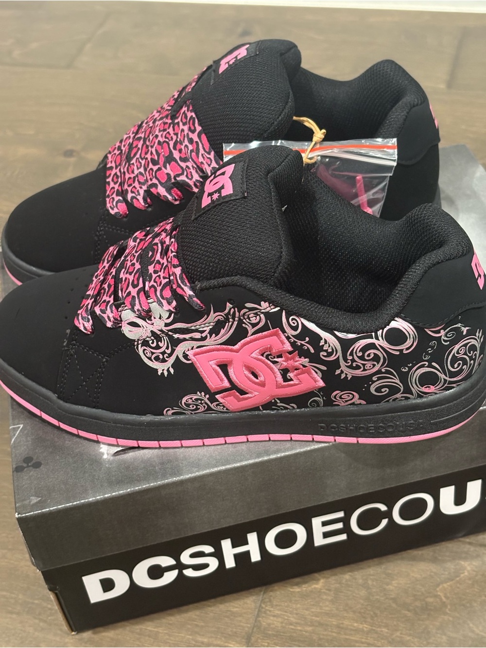 DC Shoes Gaveler Women's Sneaker - Black/pink - Picture 3 of 4